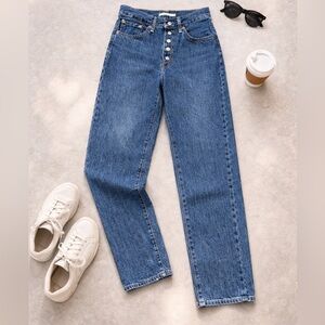 Levi’s Ribcage Straight Ankle Jeans - Size 27